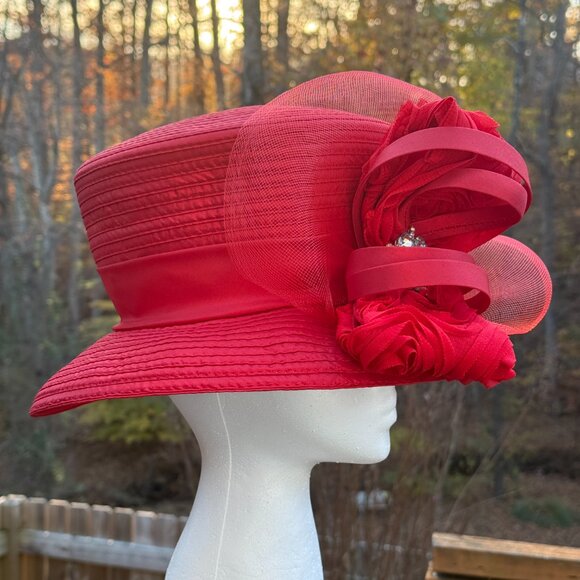 FESTIVE &VIBRANT RED HAT! - Picture 11 of 11